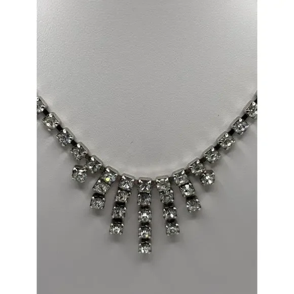 VTG Rhinestone Necklace Clear Dangle Silver Tone J1-3026 - Picture 4 of 9